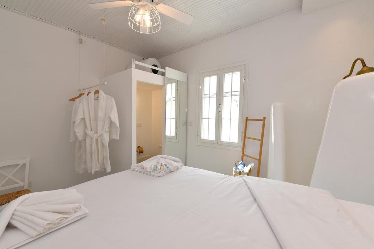 Blue Vorna Apartment อาโนซีรอส ภายนอก รูปภาพ